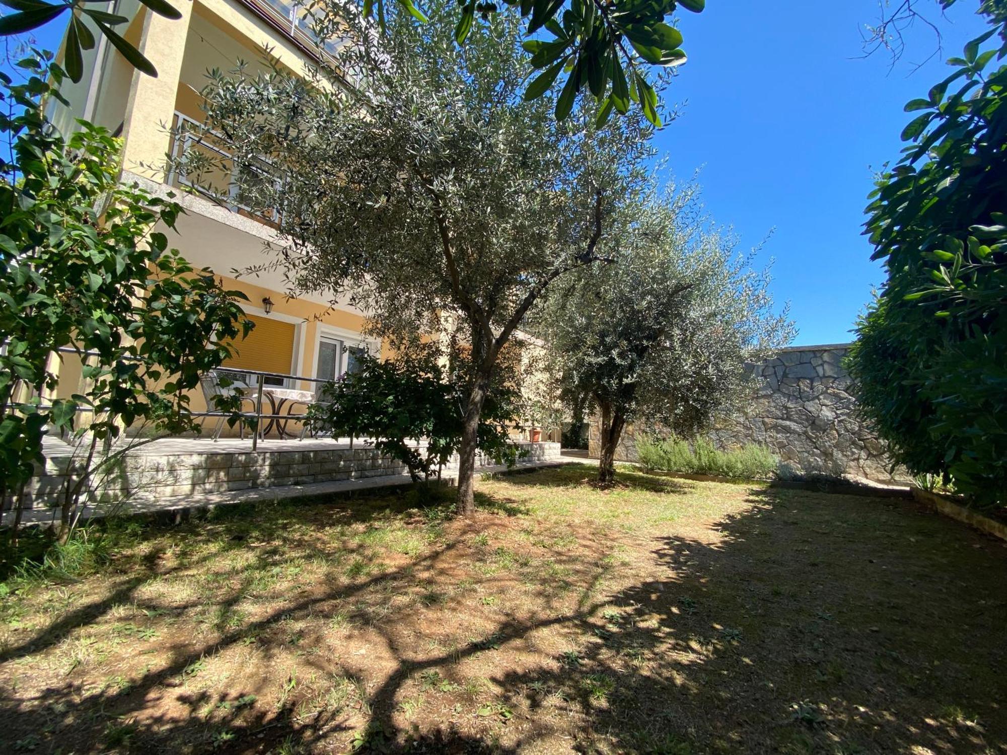 Apartments Topic & Krk Central Location Krk Town Εξωτερικό φωτογραφία
